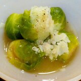 ストウブで芽キャベツの簡単こっくり煮／食べるスープ